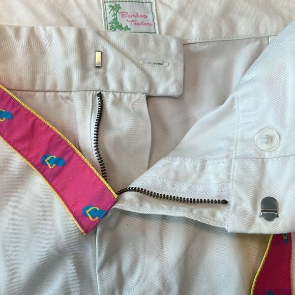 NWT Bamboo Traders White Shorts with Flip Flop Accents - Picture 7 of 9